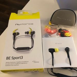 Bluetooth headphones